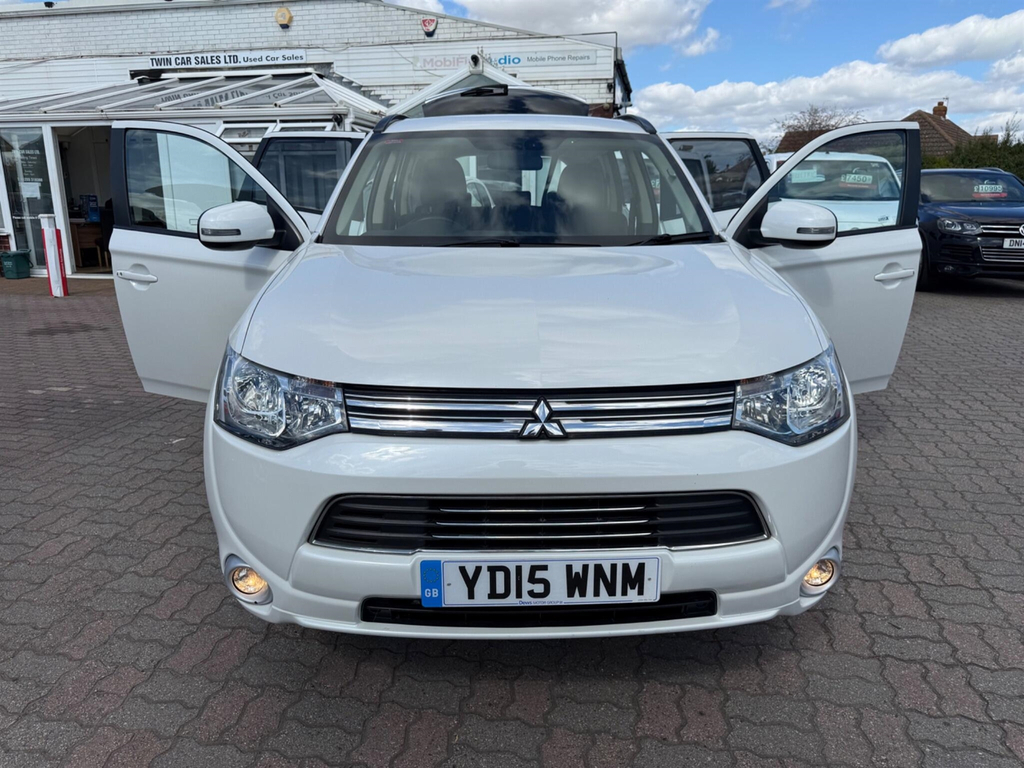 Mitsubishi Outlander 2.0H 12Kwh Gx3h Cvt 4Wd Euro 5 Ss White #6
