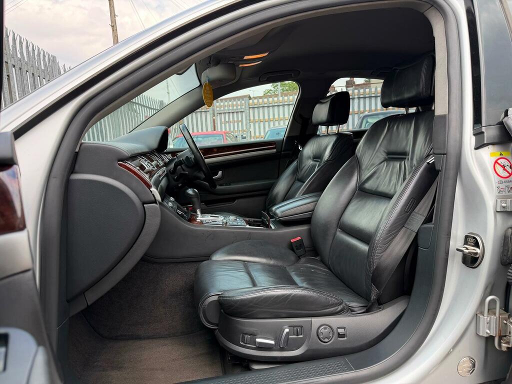 Audi A8 3.0 Tdi Se Quattro Silver #4
