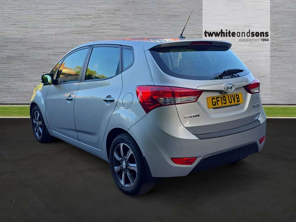Hyundai Ix20 Se Nav Mpi Silver #5