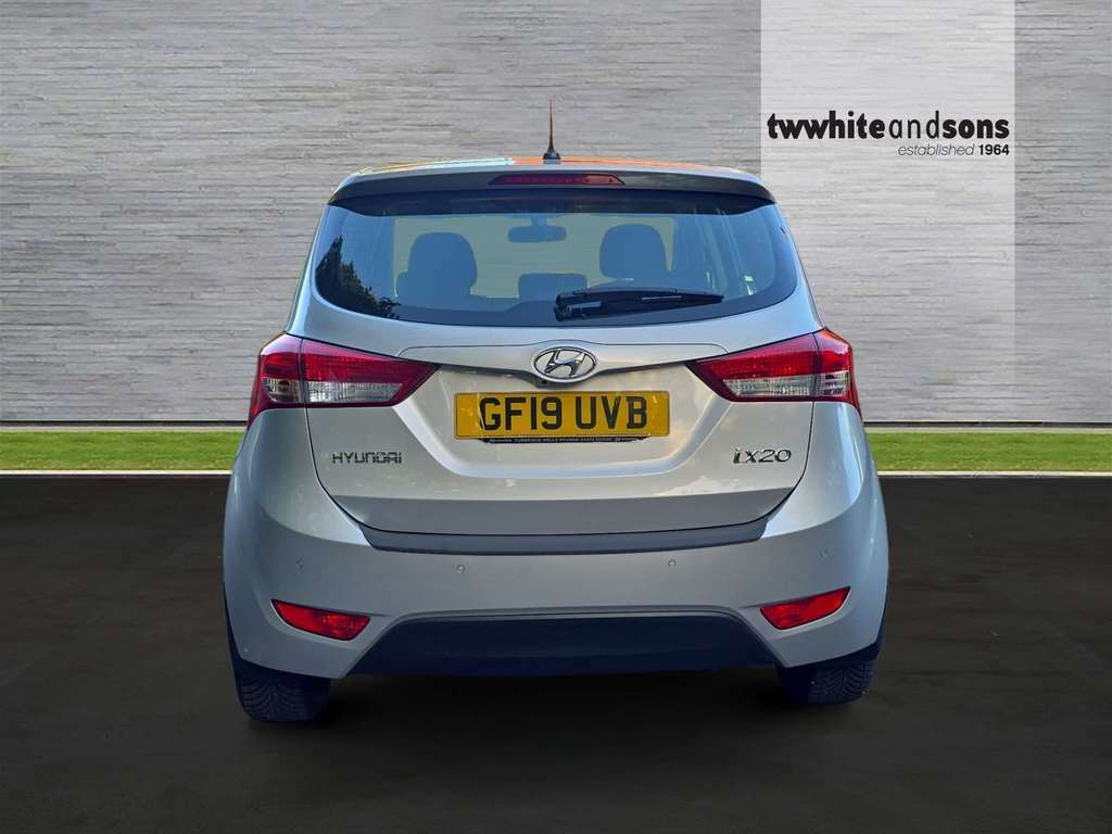 Hyundai Ix20 Se Nav Mpi Silver #6