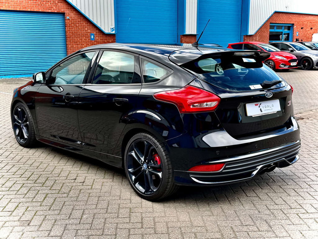 Ford Focus St-3 T #6