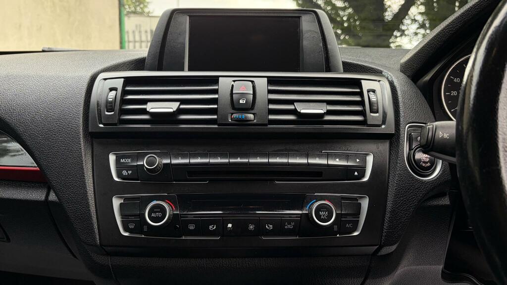 BMW 1 Series Hatchback Grey #14