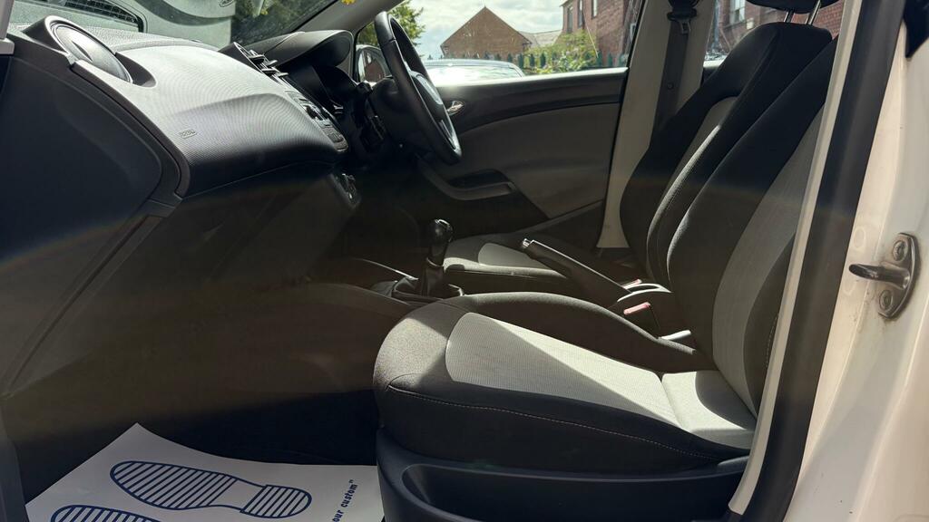 Seat Ibiza Hatchback 1.4 Toca 2013 White #27