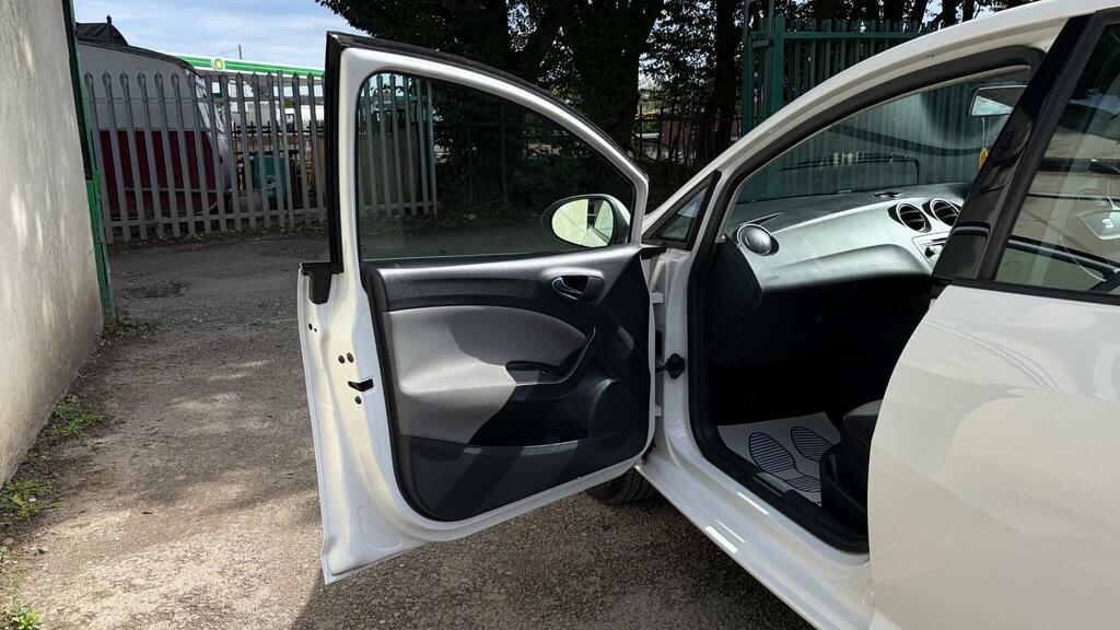 Seat Ibiza Hatchback 1.4 Toca 2013 White #40