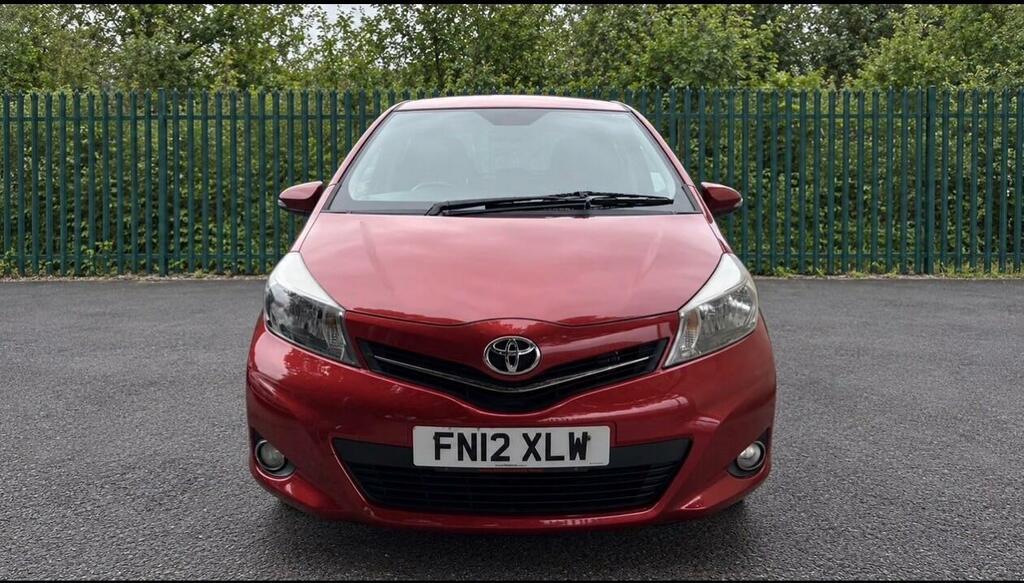Toyota Yaris Sr Red #3