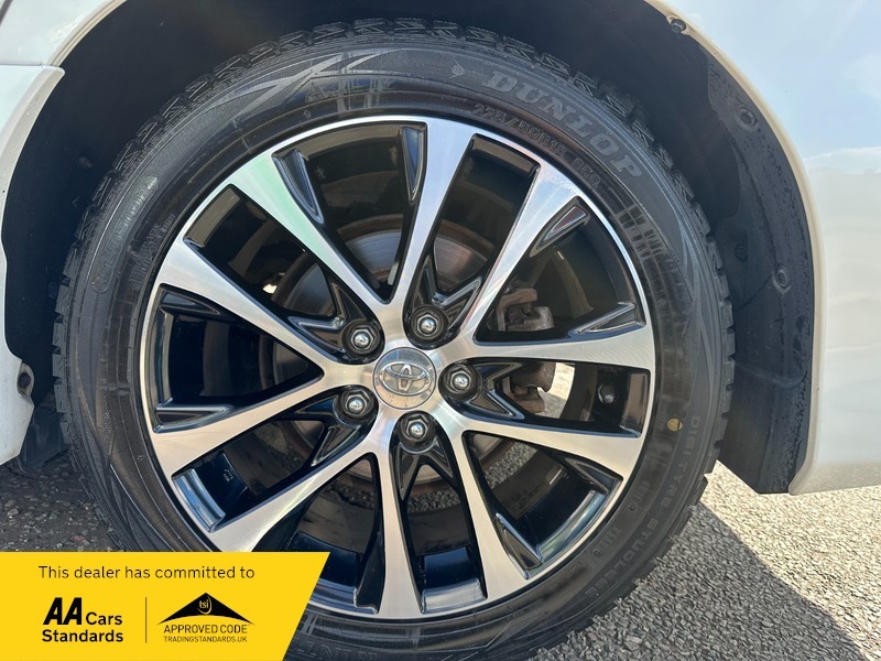 Toyota Estima Hatchback Black #26