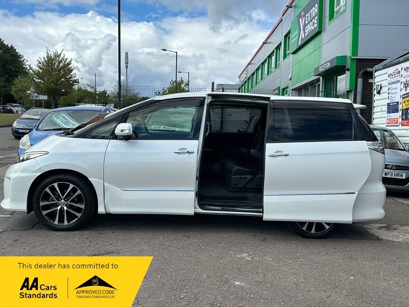 Toyota Estima Hatchback Black #15