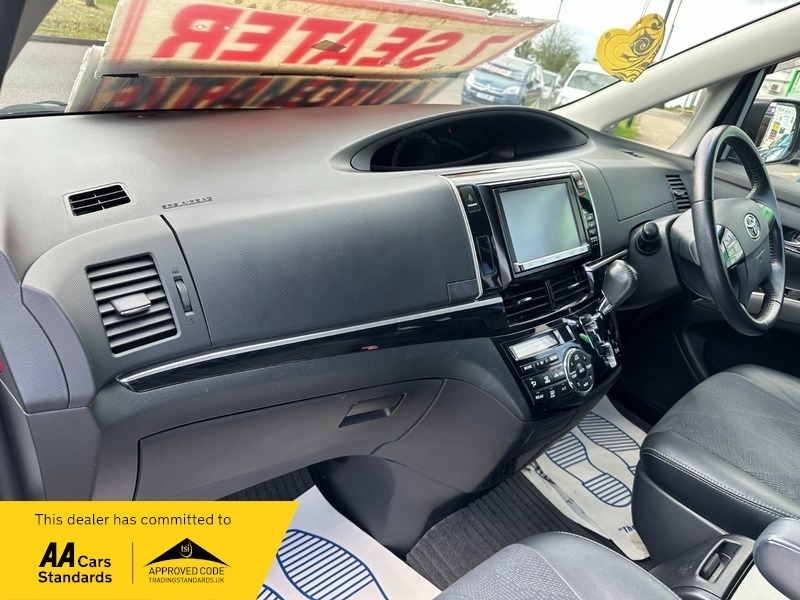 Toyota Estima Hatchback Black #8