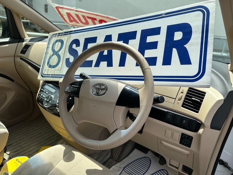 Toyota Estima 2015 Model 8 White #3