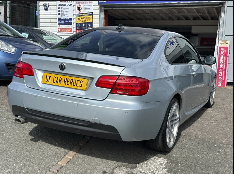 BMW 3 Series Top Spec 320D M Blue #3