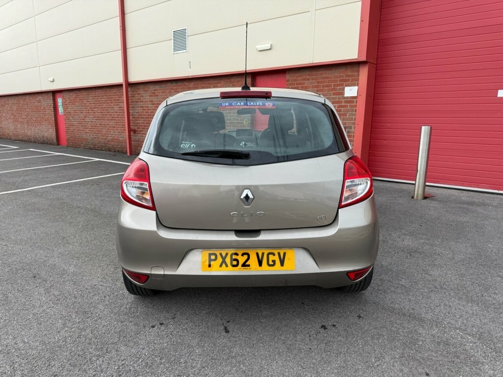 Renault Clio 1.2 Expression Euro 5 White #10