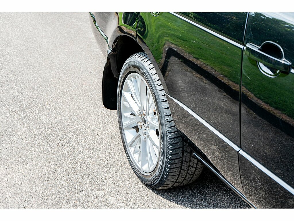 Land Rover Range Rover Black #8