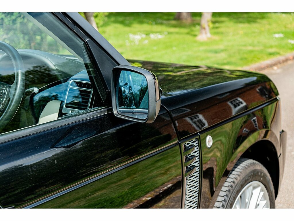 Land Rover Range Rover Black #9