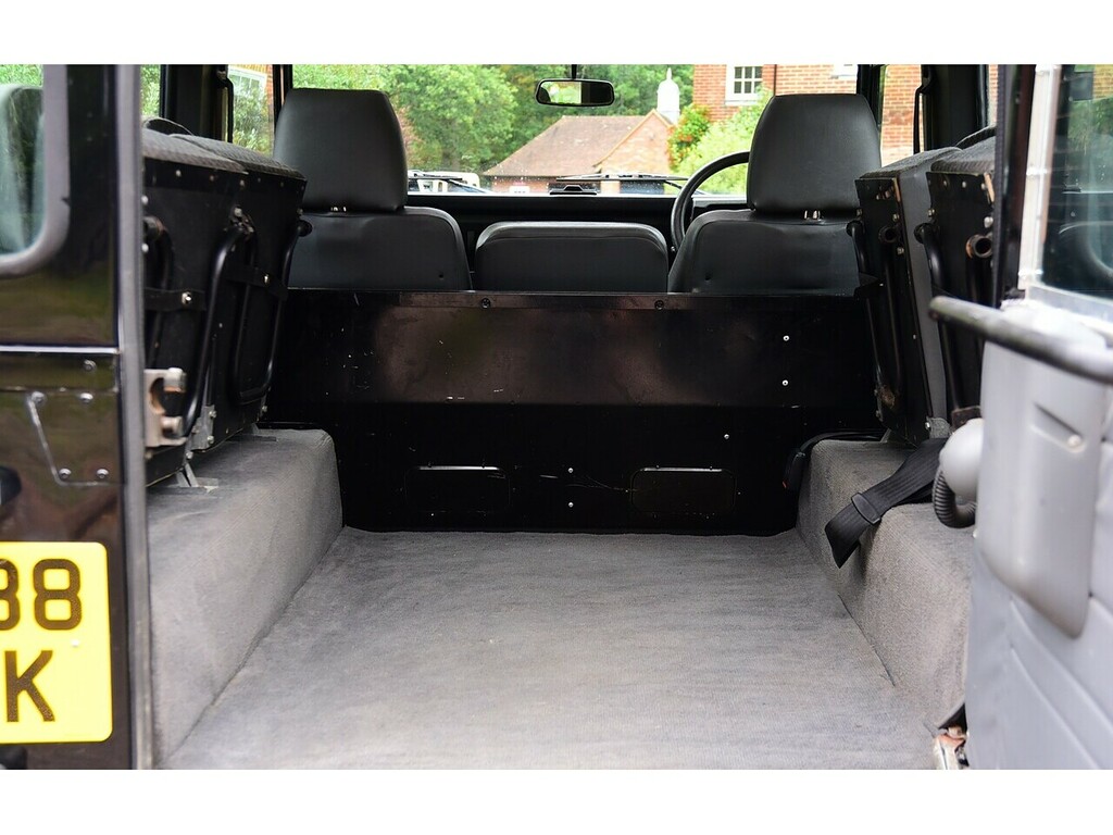 Land Rover Defender 90  Black #23