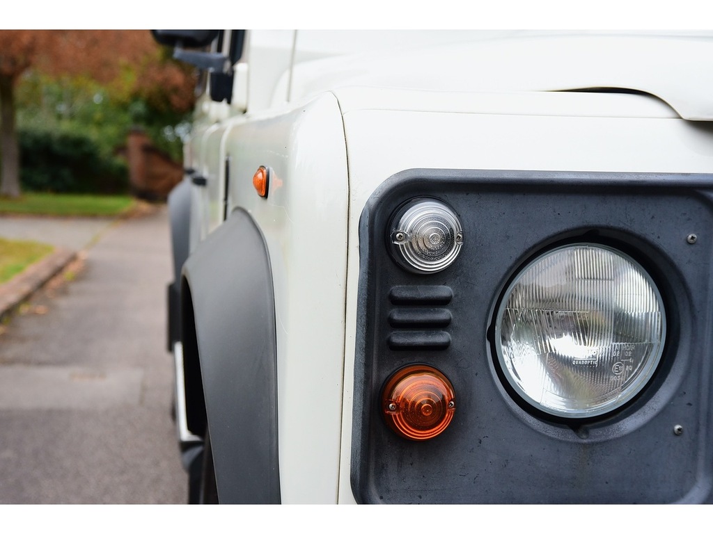 Land Rover Defender 110 S Blue #9