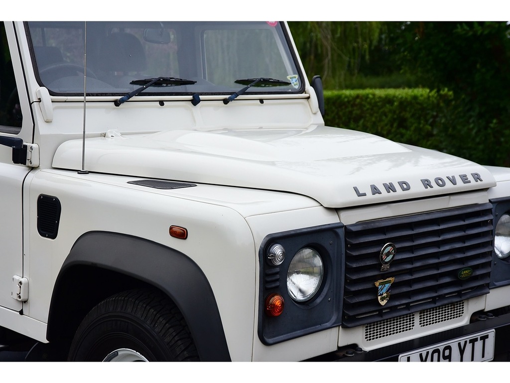 Land Rover Defender 110 S Blue #8