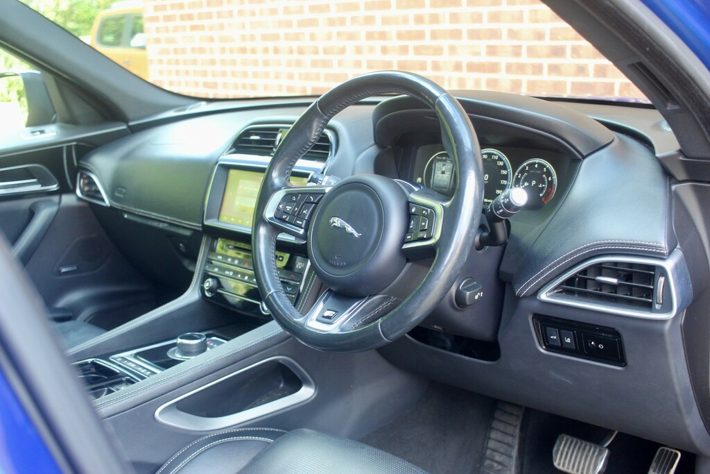 Jaguar F-Pace 3.0 V6 S Blue #3