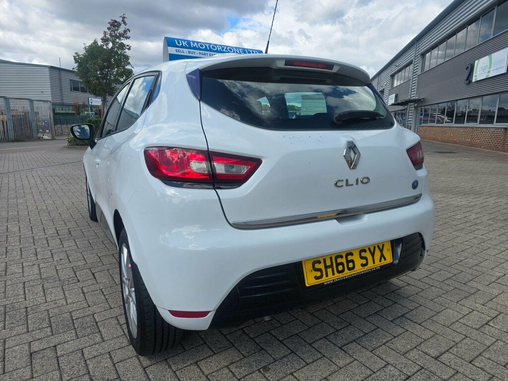 Renault Clio 1.2 16V Dynamique Nav Euro 6 SH66SYX White #5