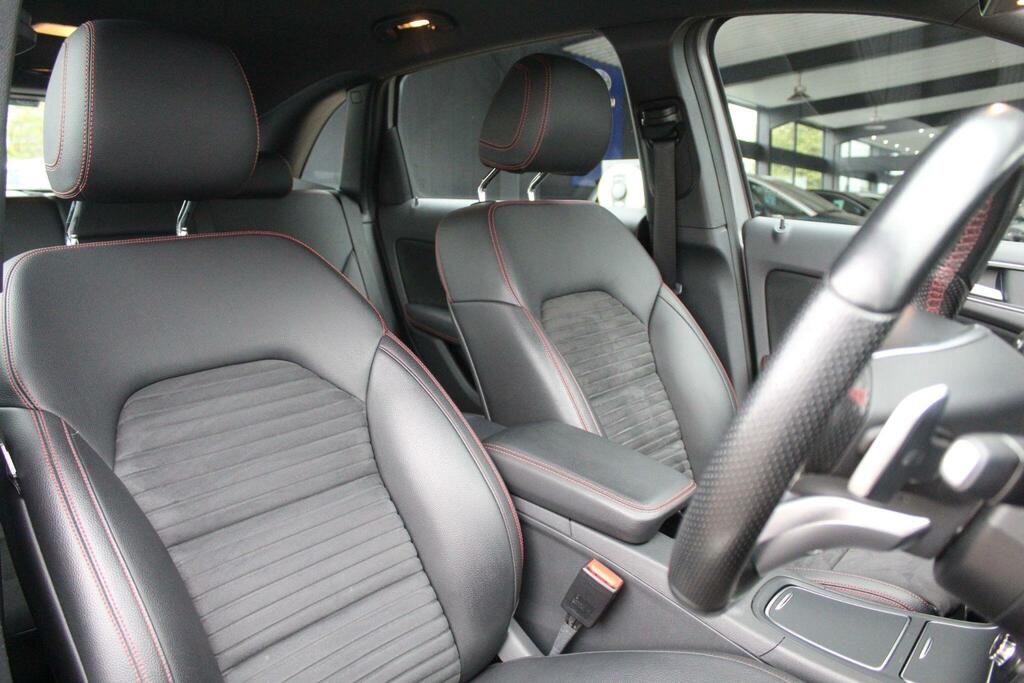 Mercedes-Benz B Class Black #19