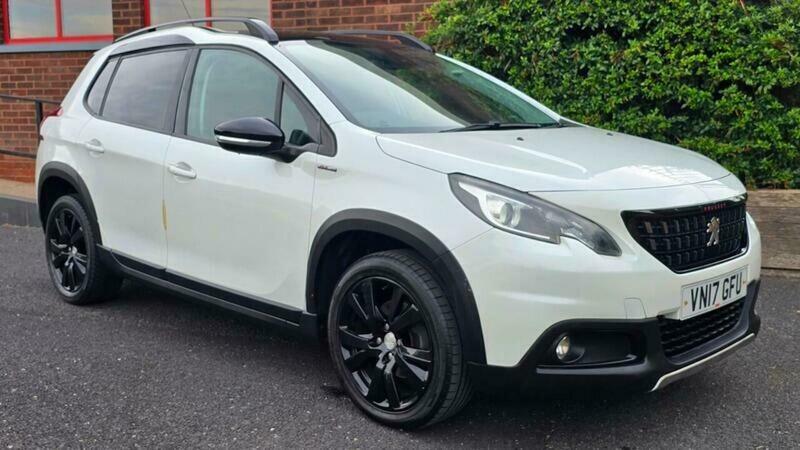 Peugeot 2008 1.2 Puretech Gt Line White #5