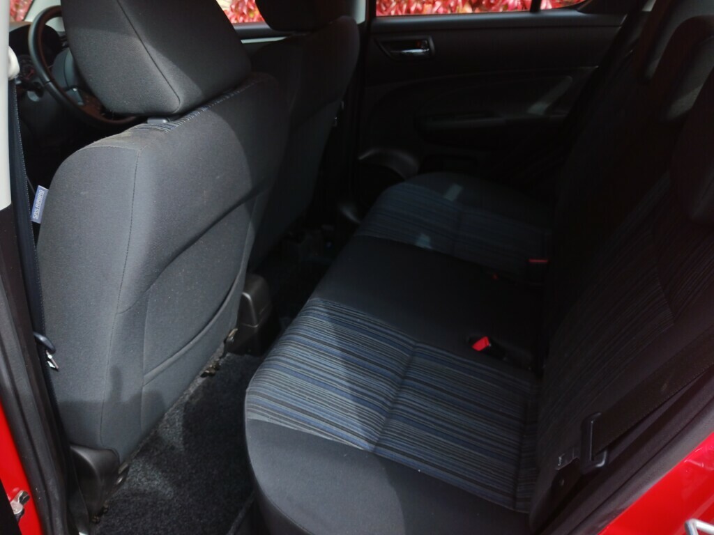 Suzuki Swift 1.2 Sz3 4X4 Red #4