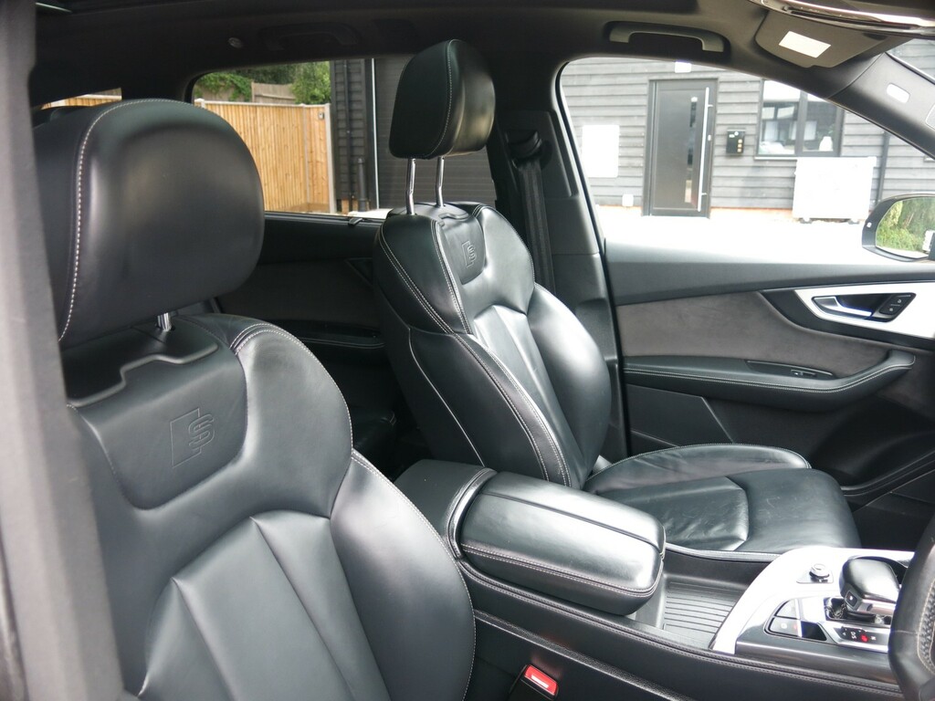Audi SQ7 2018 4.0 Tdi V8 Suv Tiptronic Quattro E Grey #10