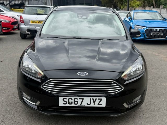 Ford Focus 1.0T Ecoboost Titanium Hatchback E Black #5