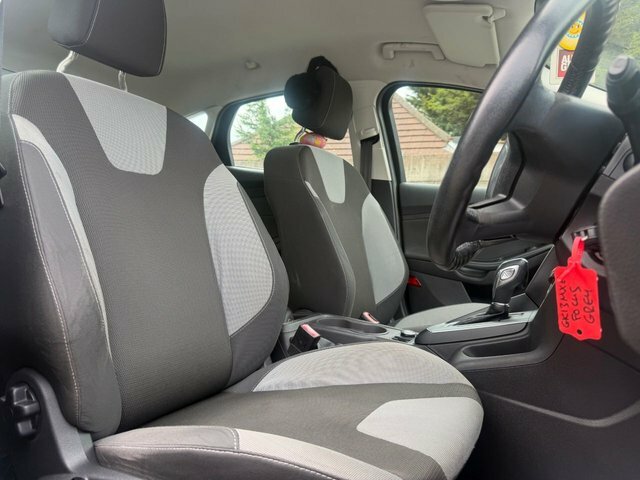 Ford Focus Zetec Black #47