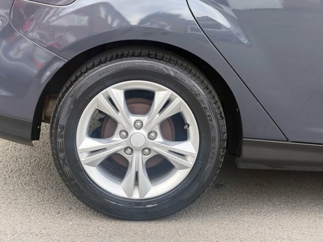 Ford Focus Zetec Black #52