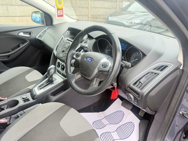 Ford Focus Zetec Black #27