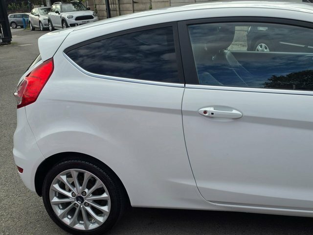 Ford Fiesta Titanium Blue #10