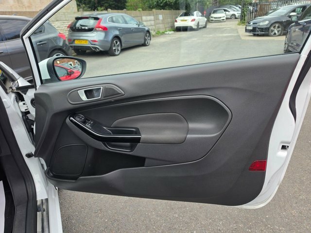 Ford Fiesta Titanium Blue #34
