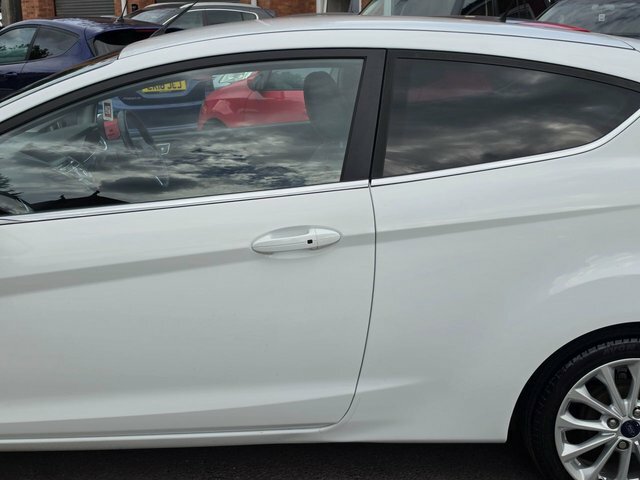 Ford Fiesta Titanium Blue #24