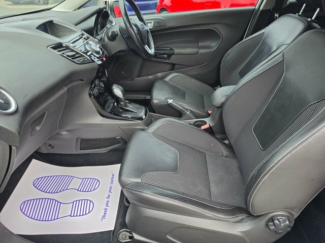 Ford Fiesta Titanium Blue #53