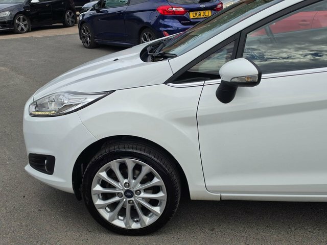 Ford Fiesta Titanium Blue #29