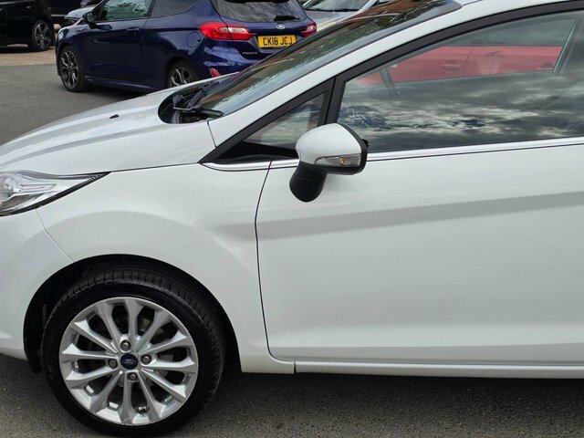 Ford Fiesta Titanium Blue #28