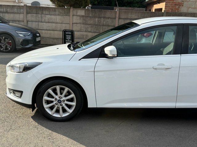 Ford Focus Focus Titanium X Blue #36