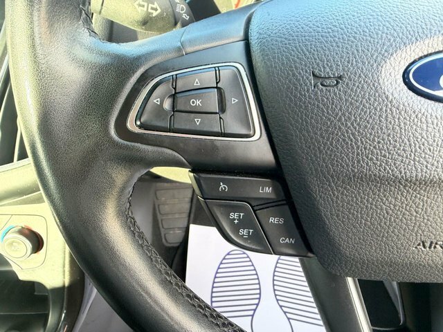 Ford Focus Focus Titanium X Blue #44