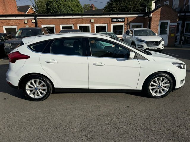 Ford Focus Focus Titanium X Blue #29