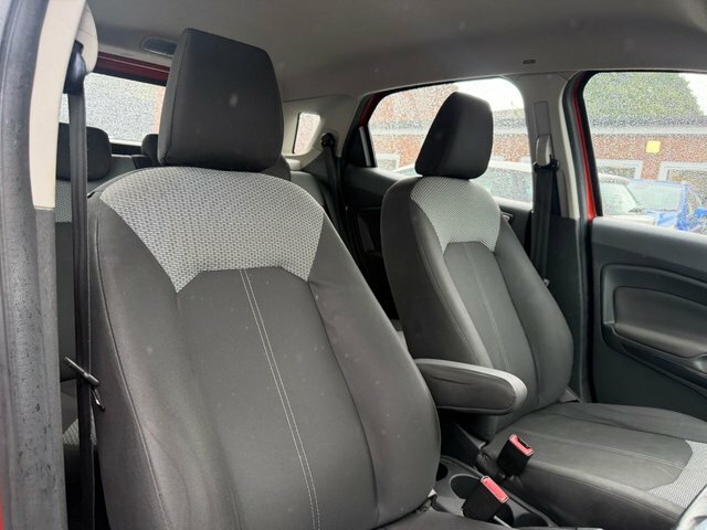 Ford Ecosport Zetec Silver #46