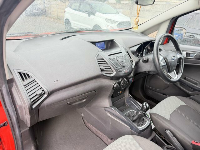 Ford Ecosport Zetec Silver #35