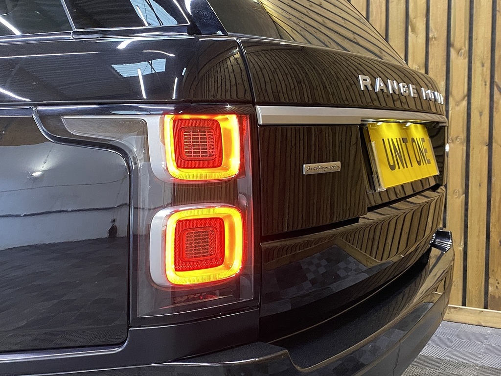 Land Rover Range Rover R-dynamic S Black #26