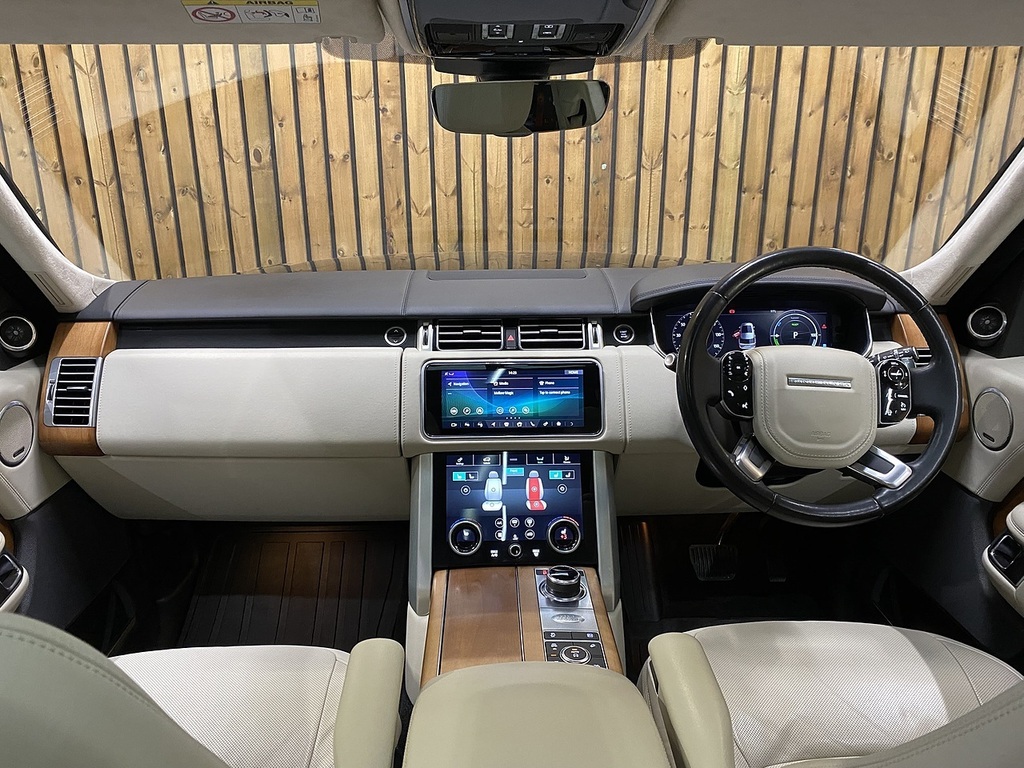 Land Rover Range Rover R-dynamic S Black #44