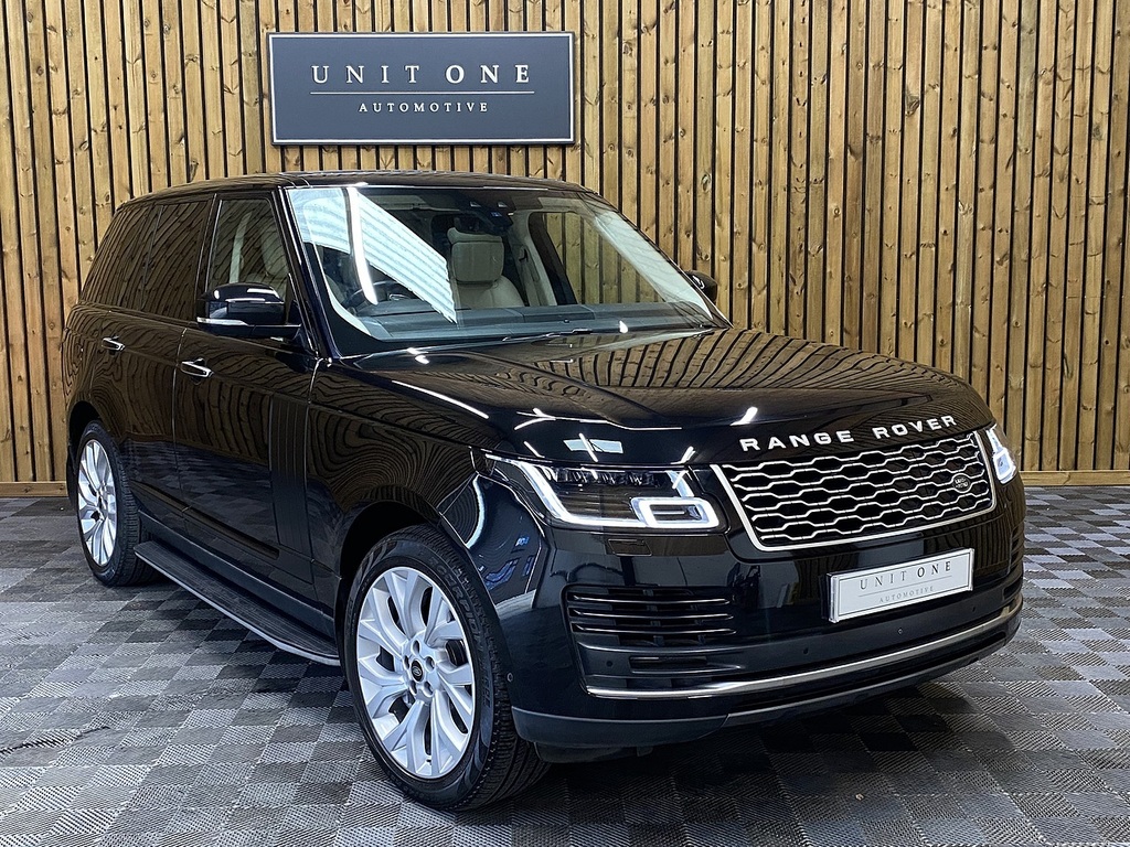 Land Rover Range Rover P400e Autobiography Black