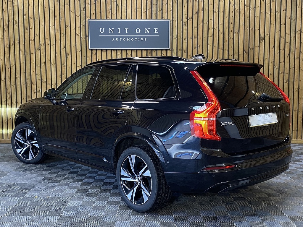 Volvo XC90 B5 Mhev Plus Black #2