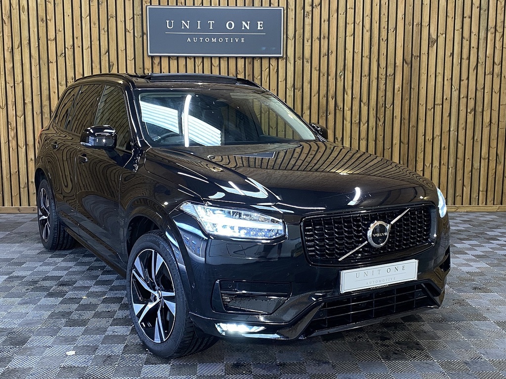 Volvo XC90 B5 Mhev Plus Black