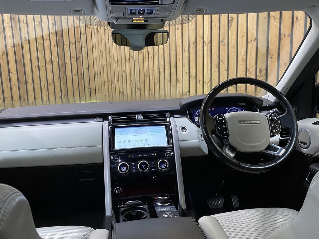 Land Rover Discovery Sd V6 Hse Luxury Silver #3