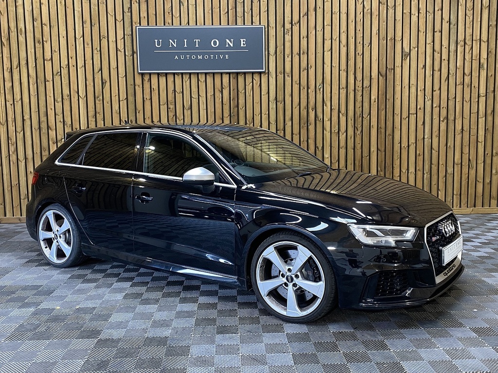 Audi RS3 Tfsi Black