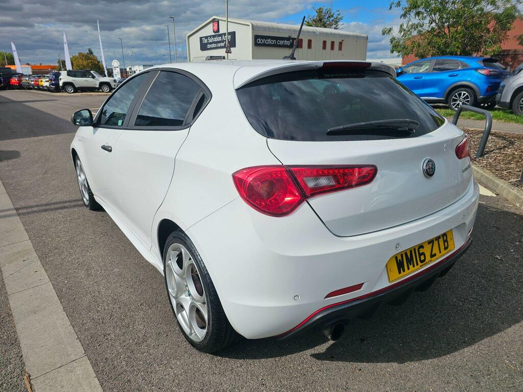Alfa Romeo Giulietta 1.4 Tb Multiair Speciale Euro 6 Ss White #4