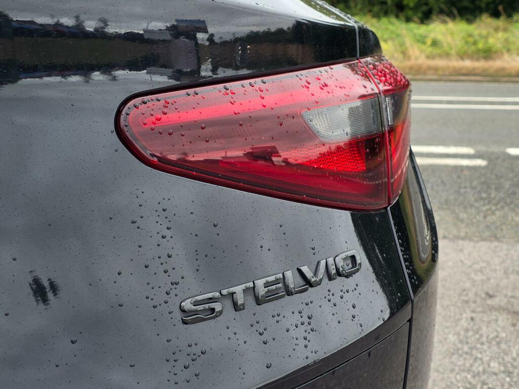 Alfa Romeo Stelvio Suv Grey #30